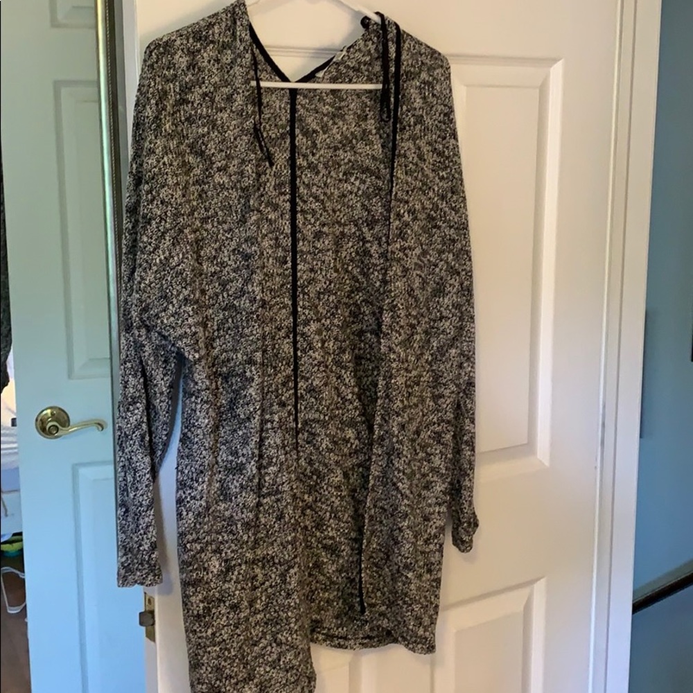 Women’s cardigan